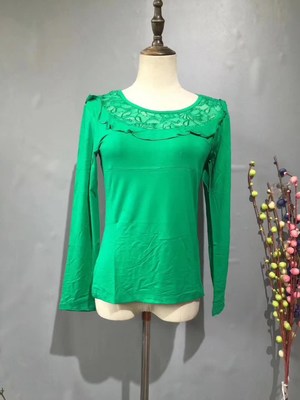 40歲女士新款長(zhǎng)袖打底衫8元低價(jià)熱銷，服裝批發(fā)網(wǎng)助您輕松創(chuàng)業(yè)
